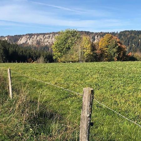 Nuit Insolite - La Cabane Du Haut-Doubs Les Gras Exterior photo